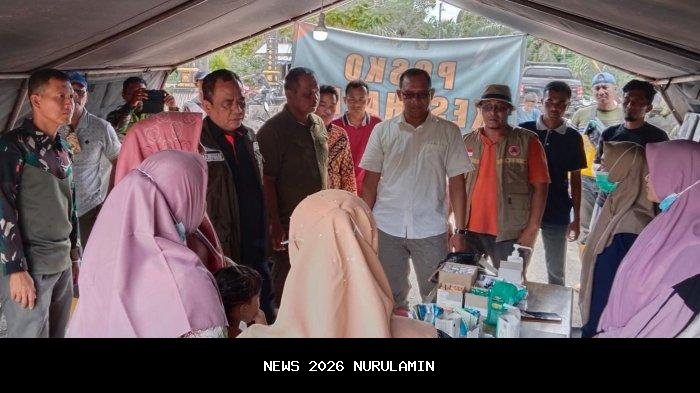 Kapolres Aceh Selatan Turunkan 100 Personel Bersihkan Material Pasca Banjir di Trumon Tengah