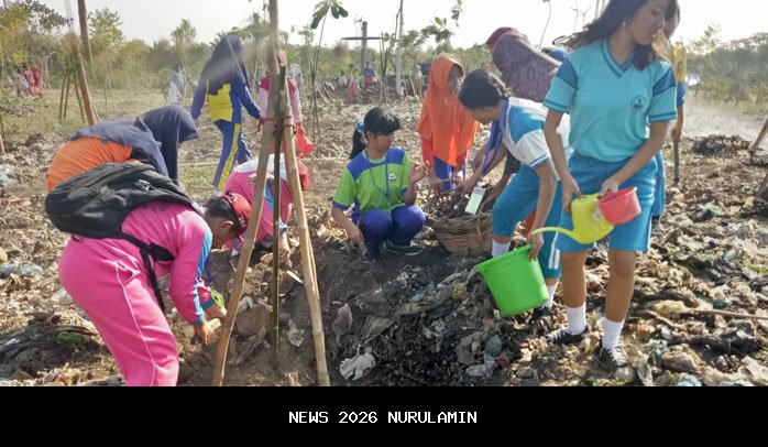 Aqeel, Siswa SMPN 6 Surabaya yang Ubah Sampah Jadi Media Tanam Selada Sehat