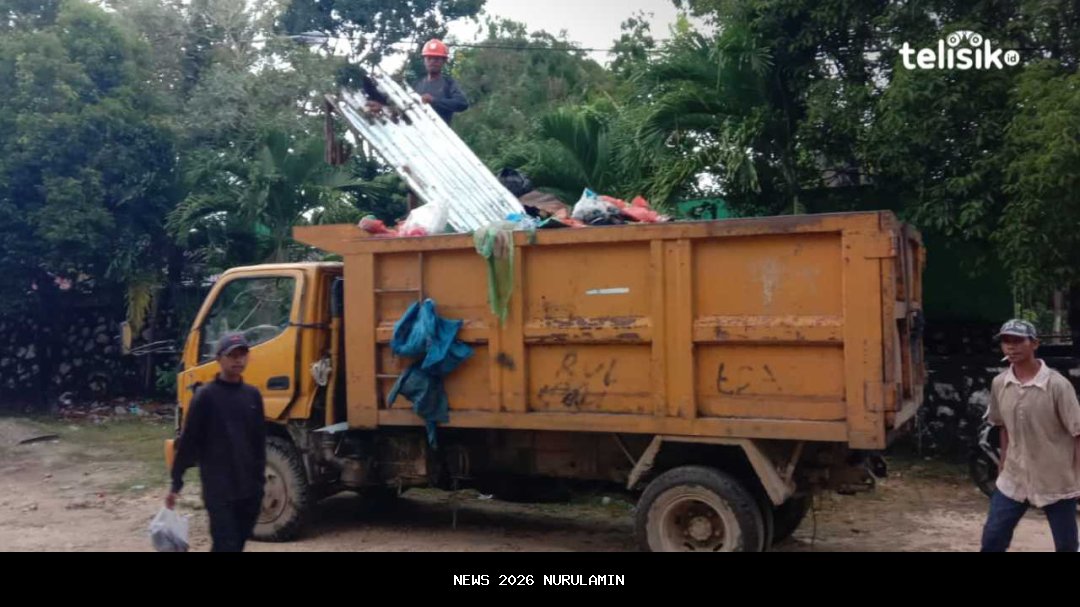 Wawali Ambon Ingatkan Larangan Buang Sampah Pukul 22.00-05.00 WIT