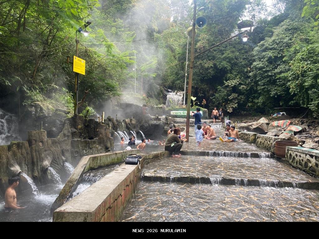 Aliran Sungai Pancuran 13 Guci Tegal Kembali Meluap, Kepala UPTD: Kondisi Aman