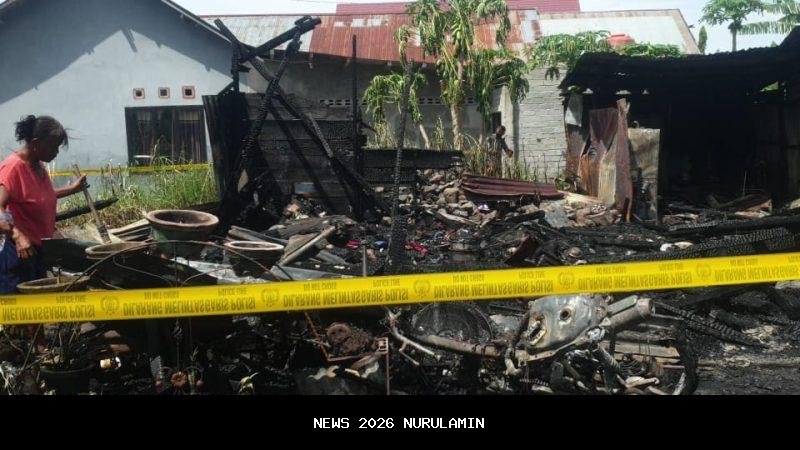 4 Rumah dan 5 Motor Terbakar Akibat Kebakaran Pipa Gas di Batu Ampar, Jalintim Ditutup