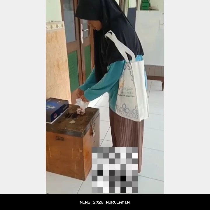 Wanita Berkerudung Ditangkap, Fakta Terungkap soal Perbuatan Ludahi Al Quran
