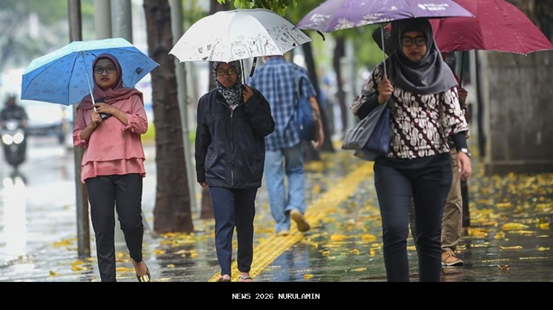 Prakiraan Cuaca Hari Ini: Bandung Siang Hujan, Cek Data BMKG dan Potensi Petir