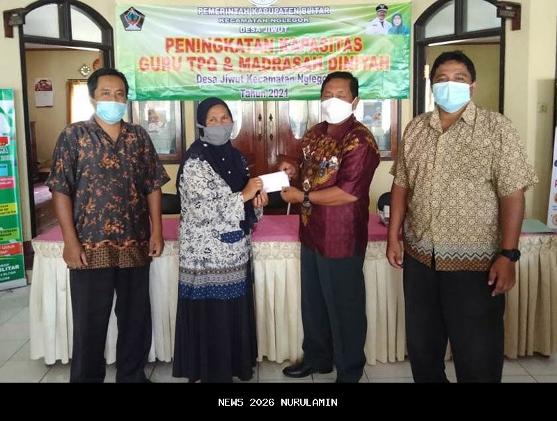 Ratusan pekerja sosial Prabumulih dapat insentif, mulai dari guru ngaji hingga pemandi jenazah