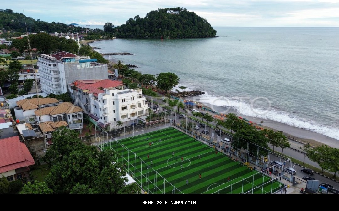 Kesaksian di Bawah Puing-Puing Lapangan Mini Soccer yang Ambruk di Jatinangor Sumedang