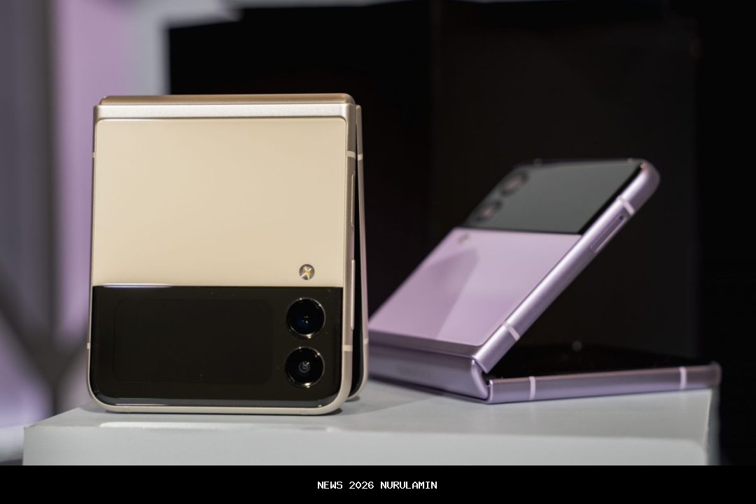 Resmi Dirilis! Samsung Galaxy Z Tri-Fold, Ponsel Lipat Pertama dengan Snapdragon Elite Gen 5