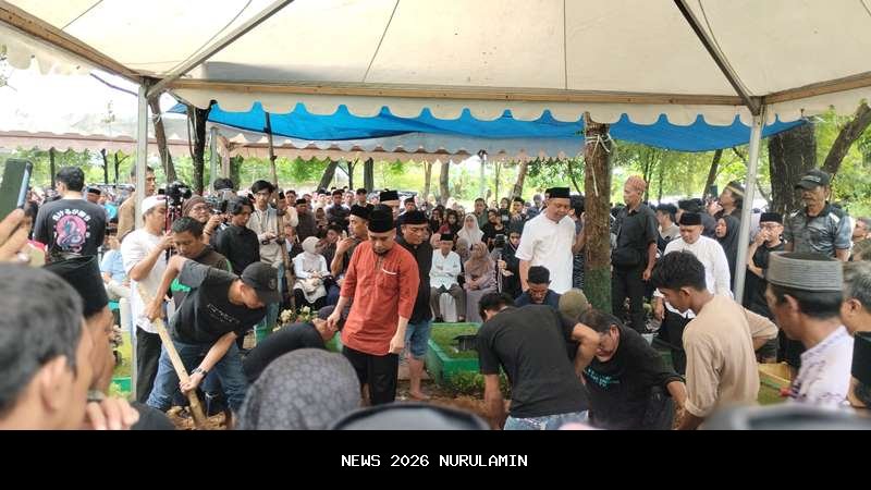 Pratu Farkhan Syauqi Marpaung Diarak ke Pekuburan Keluarga