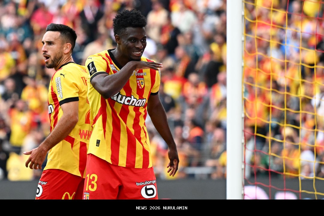 Toulouse vs Lens, kartu merah pemain muda jadi penyebab kekalahan 0-3 di Ligue 1