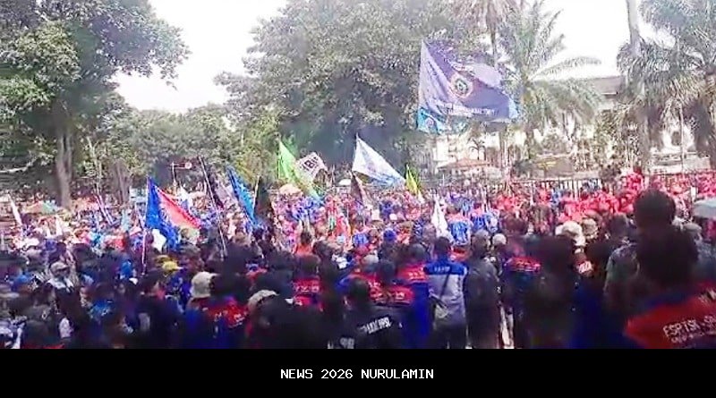 Buruh Jawa Barat Tolak UMP dan UMSK 2026, Siap Lanjutkan Protes
