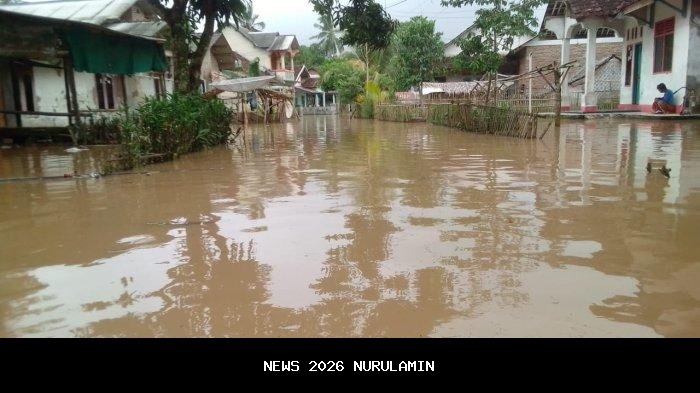 40 Rumah di Desa Katumbiri Pandeglang Terendam Banjir, 3 Rumah Jebol