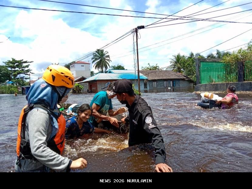 HMI Banjarmasin Salurkan Donasi Bantuan Banjir ke Rumah Zakat