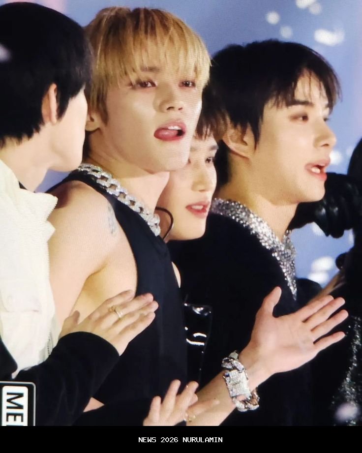 Detik Tegang Berubah Lucu Saat Jaemin Selamatkan Taeyong di SBS Gayo Daejeon 2025