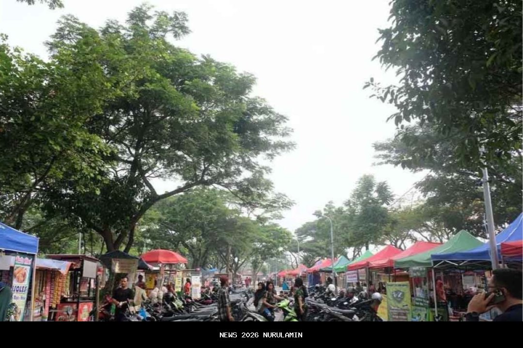 252 PKL Masjid Agung Tasikmalaya Dipindah ke 3 Area Terstruktur