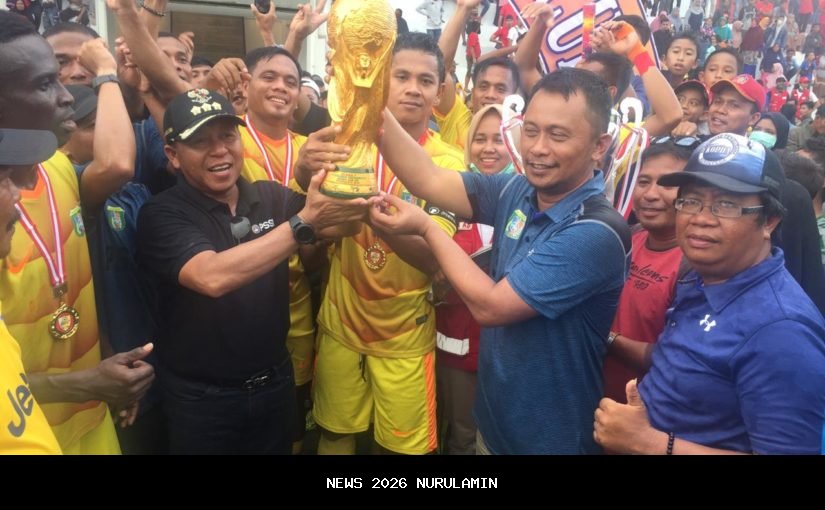 Final Bupati Cup IX Pasangkayu Ricuh, Pemain Fauzan Admaja Luka Dihantam Suporter