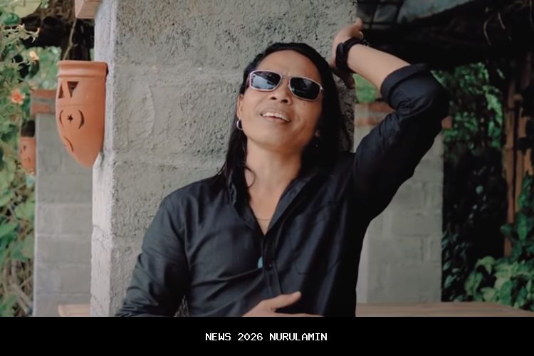 Chord dan Lirik Lagu Tiuk Tiing - Yan Srikandi, Nyalanang Kenehe Demen