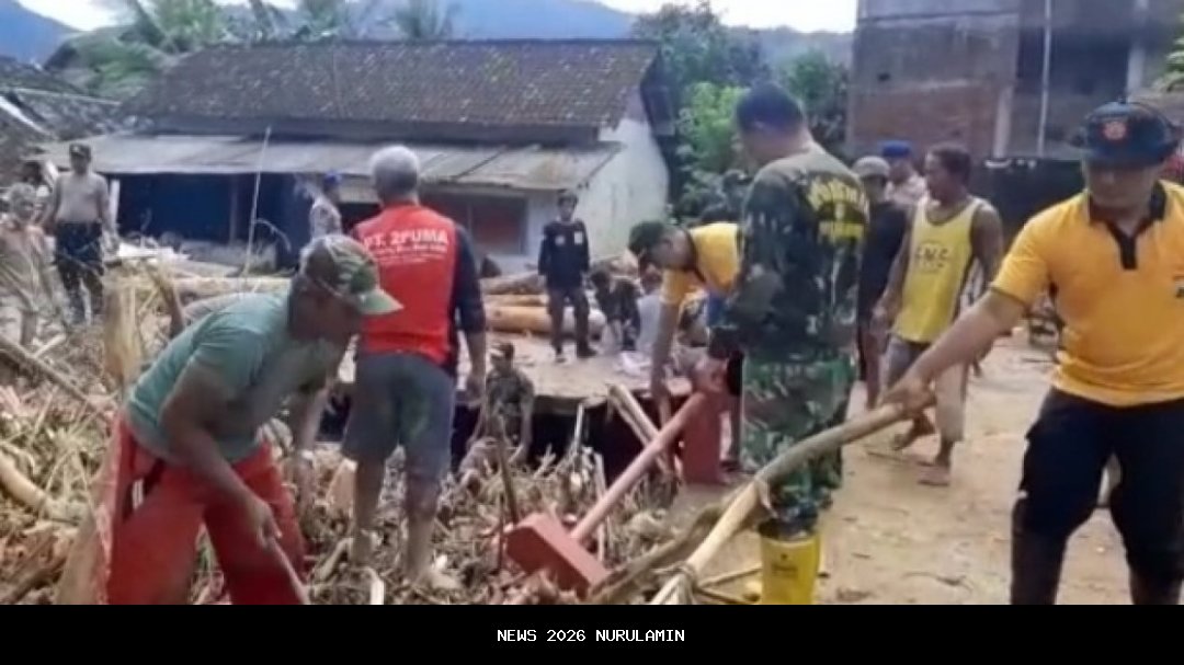 BMKG umumkan cuaca ekstrem Jatim 26 Desember 2025: Hujan deras hingga sangat deras