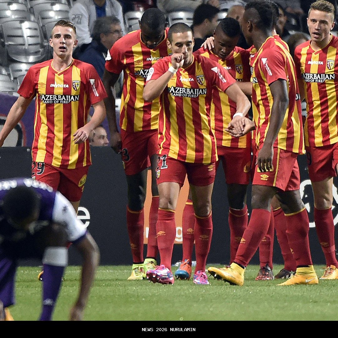 Hukuman Merah! Lens Kalahkan 10 Pemain Toulouse dan Pertahankan Puncak!