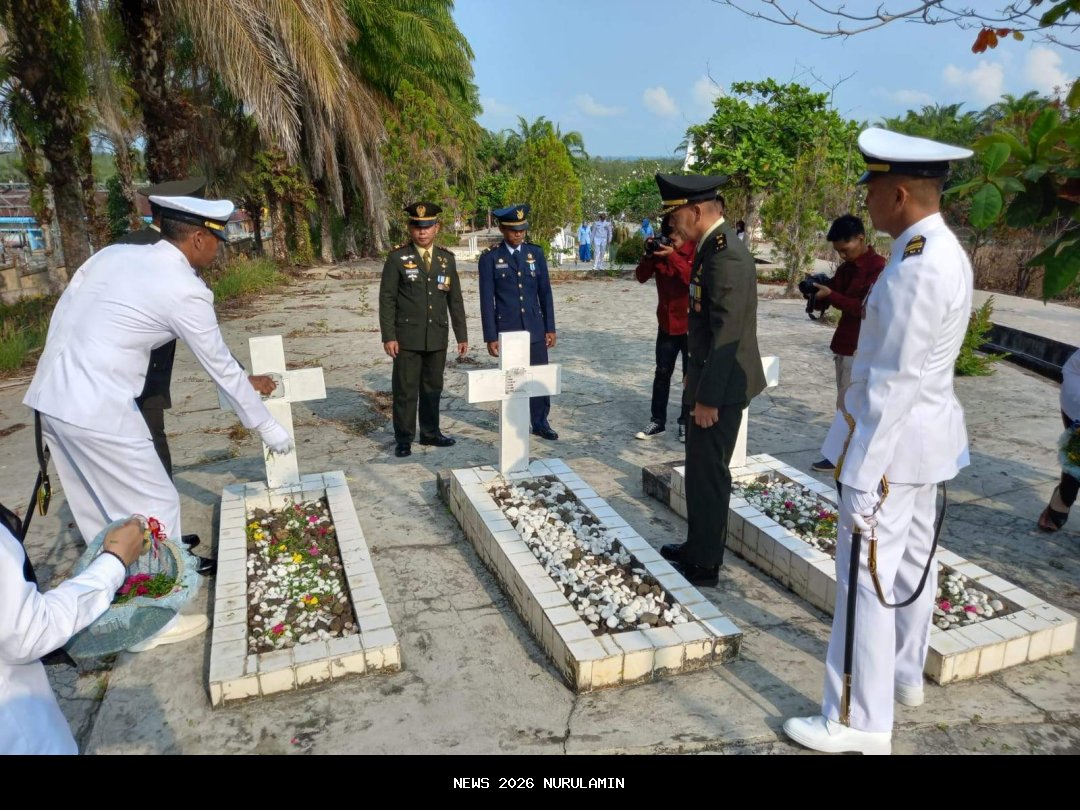 PHI ke-97, Pemkab Kotabaru Ziarah Makam Pahlawan dan Kunjungi Perempuan Berdaya