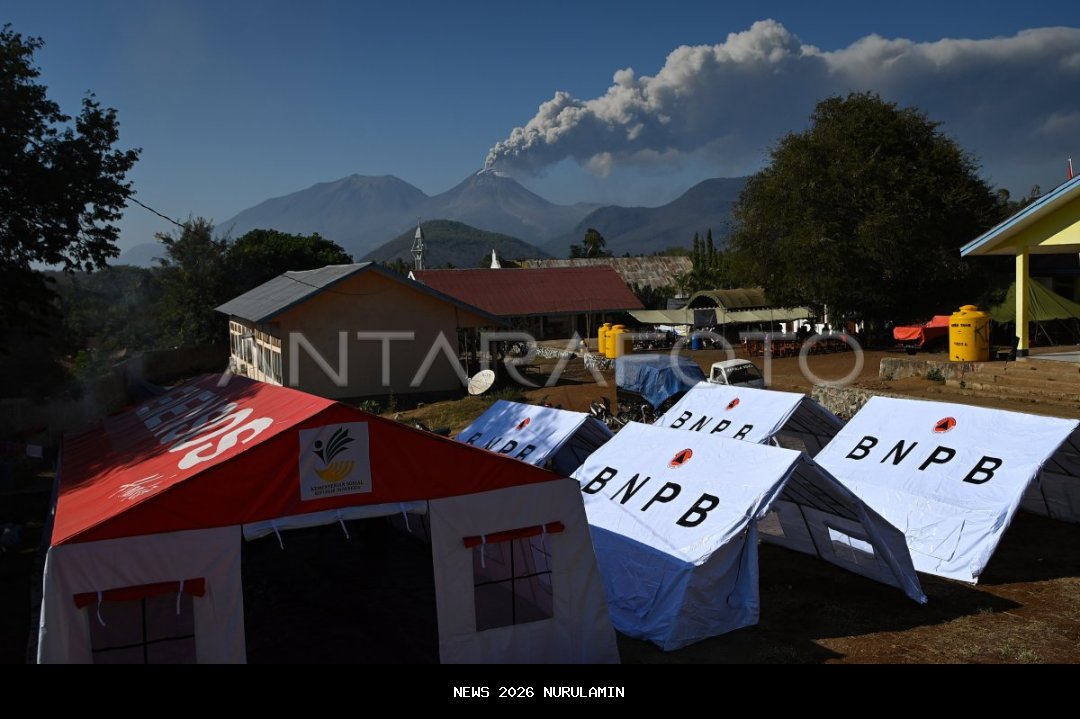 Merawat Kampung di Zona Merah Erupsi Lewotobi Jelang Natal 2025