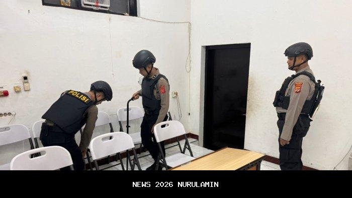 Dukung Pengamanan Natal, Polres Tabalong Sterilisasi Gereja dan Gelar Patroli