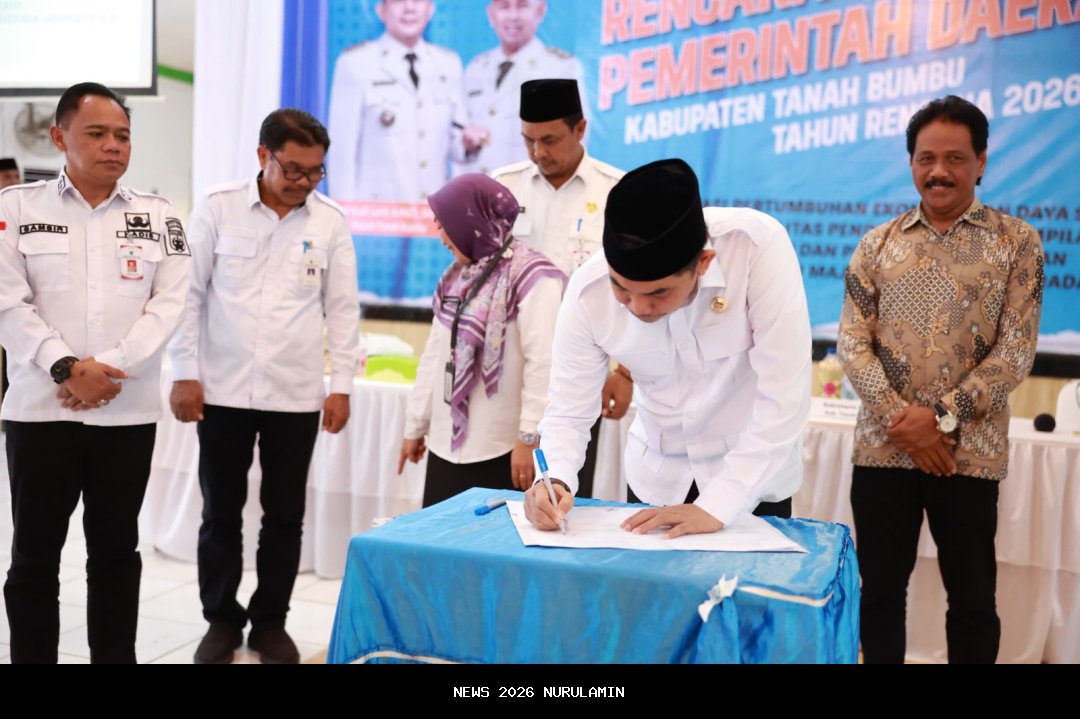 Bupati Andi Rudi Latif Pastikan Dukungan Pembangunan Makodam "Lambung Mangkurat" di Kalsel