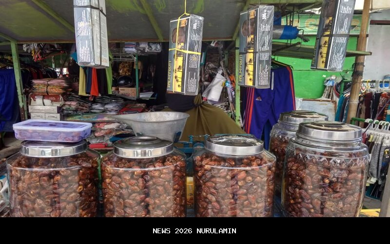 Rizki di Setiap Tanggal: Kisah Satiman, Penjual Kalender Johar Semarang