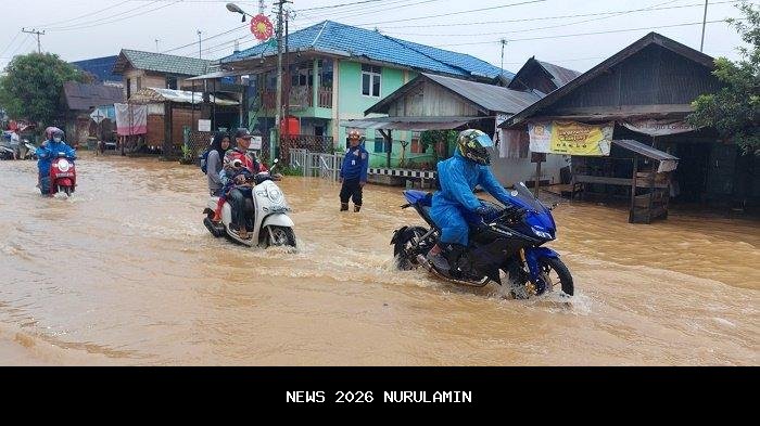 Banjir Puluhan Rumah Pengayuan Banjarbaru, Warga Bangun Dipan Darurat