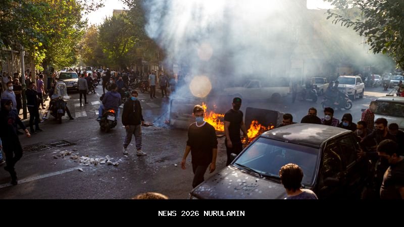 Protes memanas 5 orang tewas di Iran