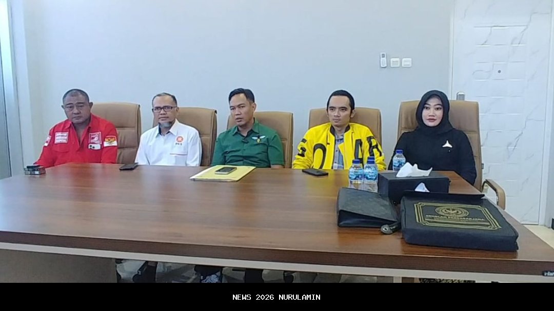andquotSimbol Penyambutanandquot,Bupati Syamsul Ingin Gapura Cilacap Punya Karakter Kuat