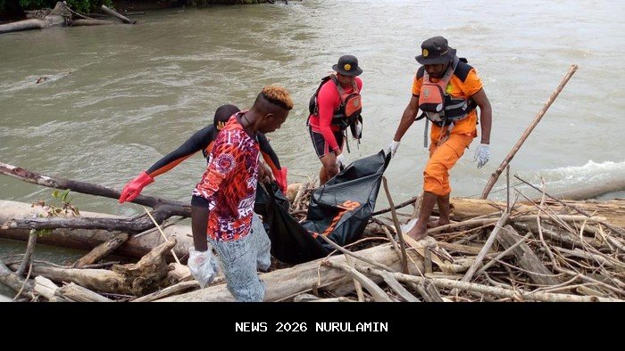 Sodikin Hilang Usai Perahu Tabrak Kayu, 3 Temannya Selamat