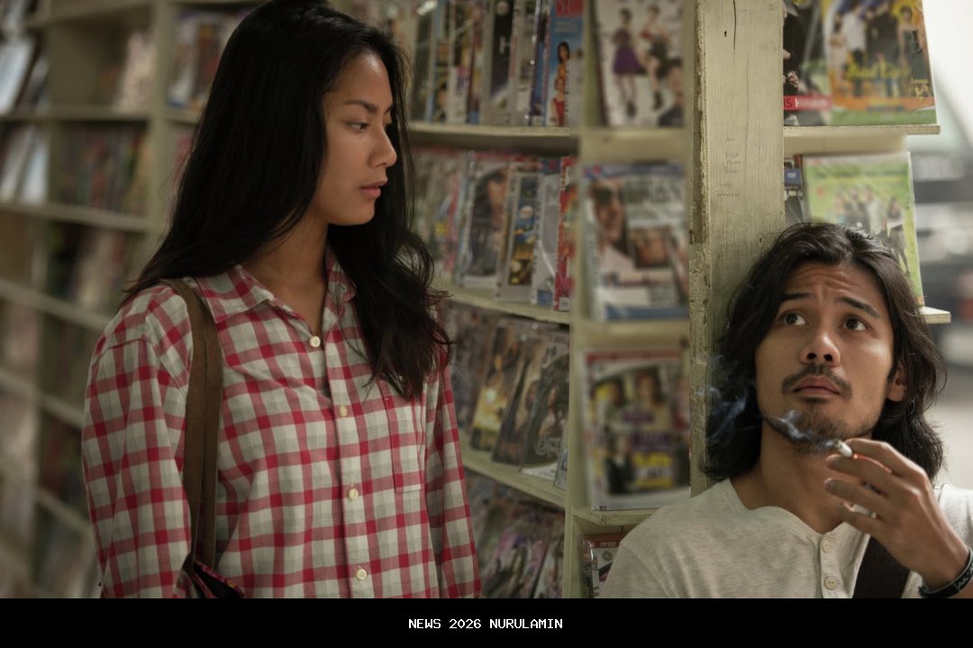 Joko Anwar Dianugerahi Gelar Ksatria Seni Prancis Sebelum Rilis Film 'Ghost in the Cell'