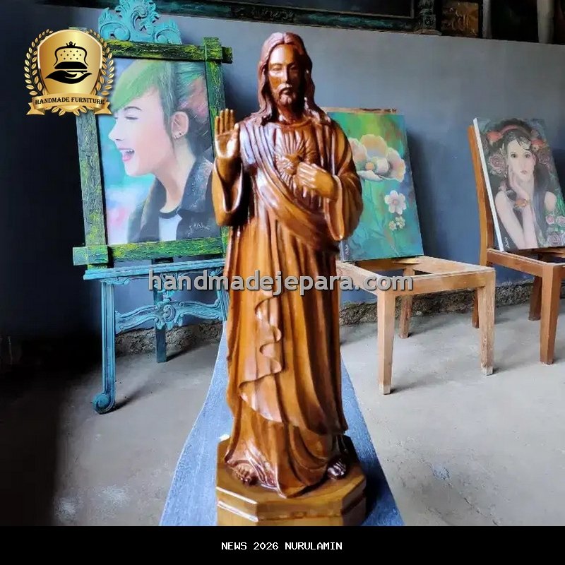 Kisah Seniman Patung Yesus di Jepara: Sepuluh Tahun Berjuang dengan Kayu, Doa, dan Ketekunan