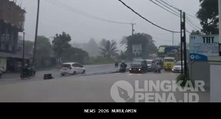 Banjir di Jalan Lingkar Selatan Ganggu Wisatawan