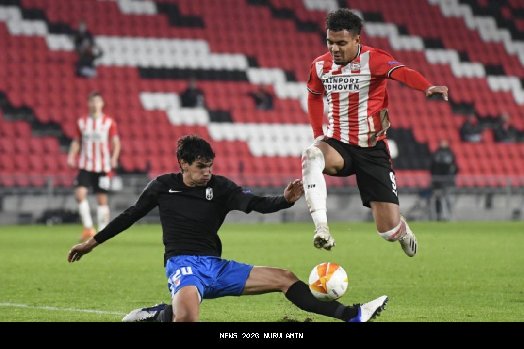 Kekalahan Dramatis Pelatih PSV di Kandang Sendiri